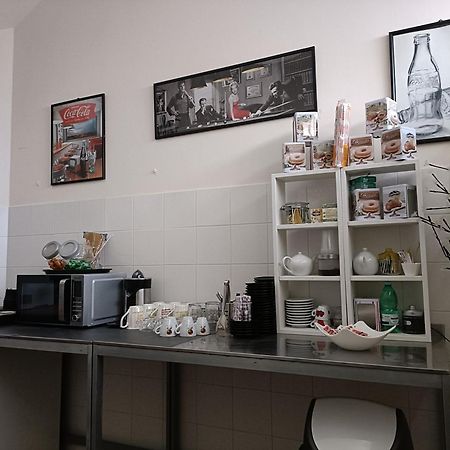 Casa Vacanza In Pieno Centro Storico Vicino Ostuni E La Riserva Di Torre Quaceto San Vito dei Normanni Exterior foto